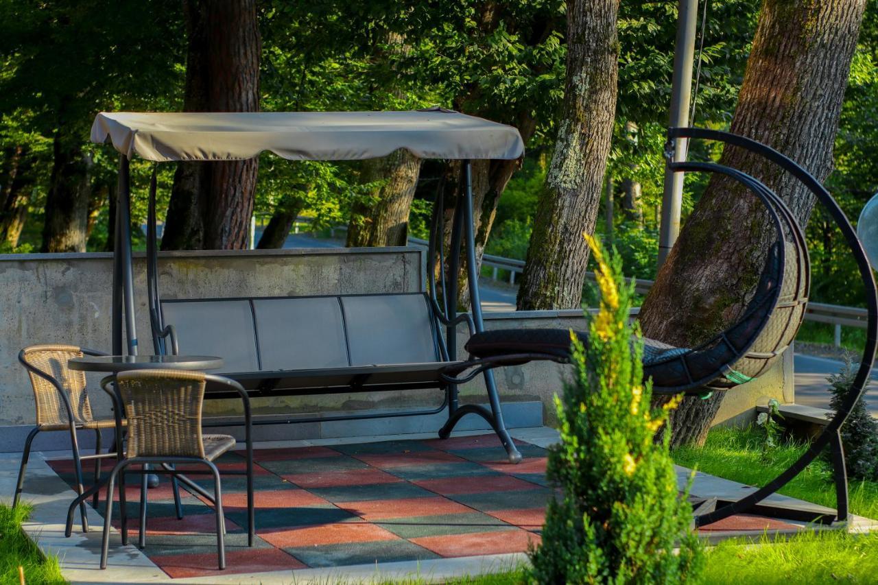 Hotel Evergreen Borjomi Exterior photo