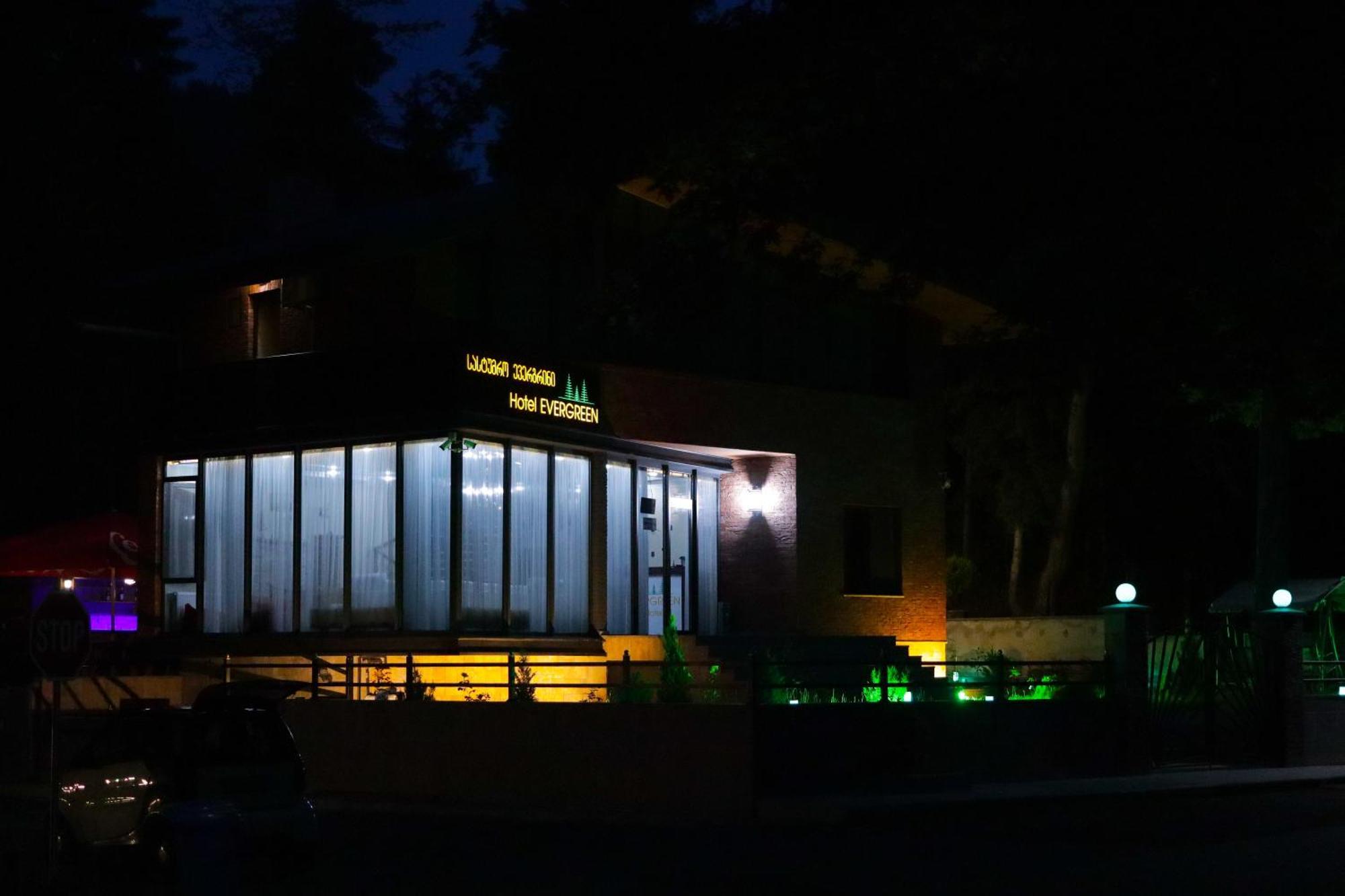 Hotel Evergreen Borjomi Exterior photo