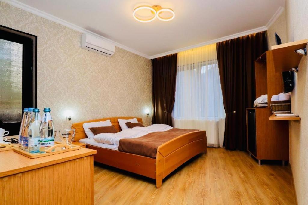 Hotel Evergreen Borjomi Exterior photo